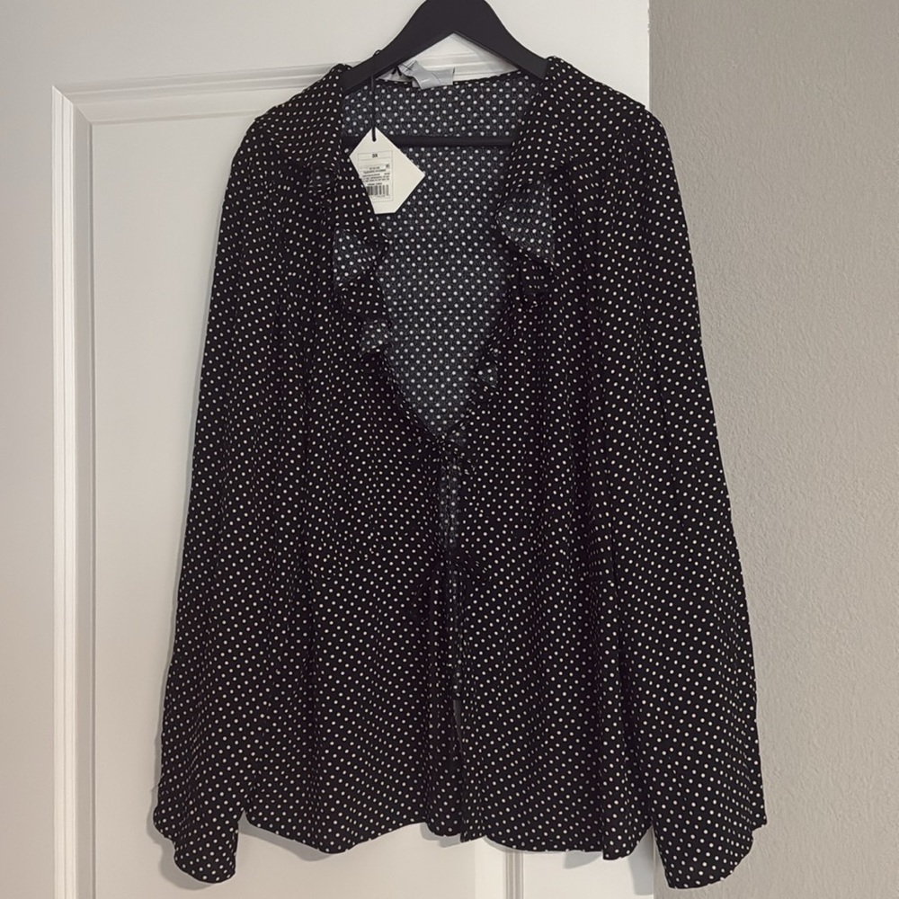 Ava & Viv Black Polka Dot Ruffle Women's Top